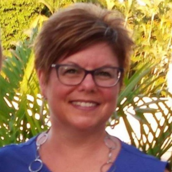 Meet your Posher, Kathy - Picture 1 of 1